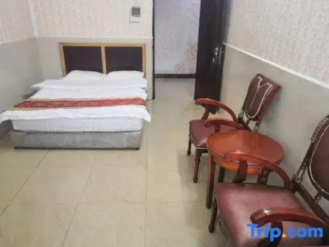 Red star apartment