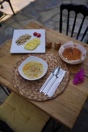 Lb Boutique Hotel