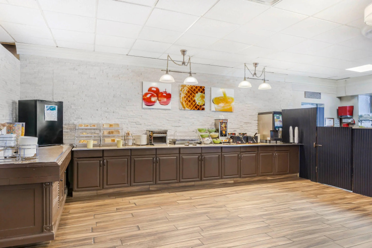 Quality Inn Toronto Airport photo 19