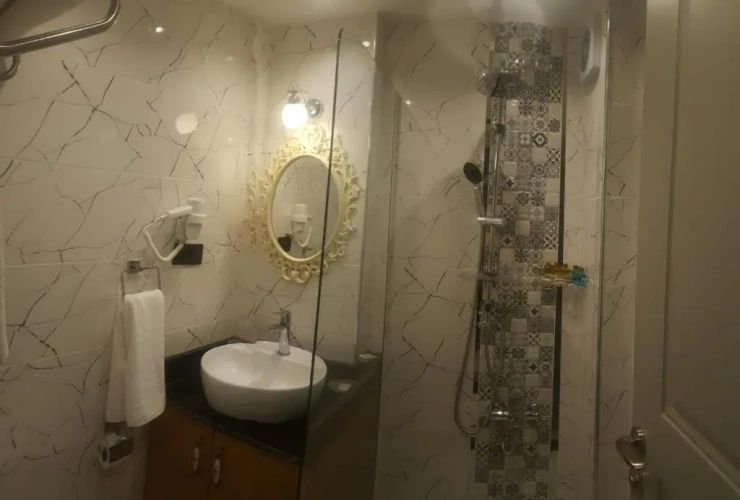 Deluxe Double Suite