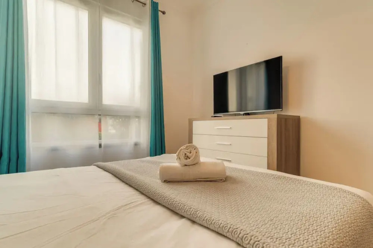 Steven Apartment by HRM