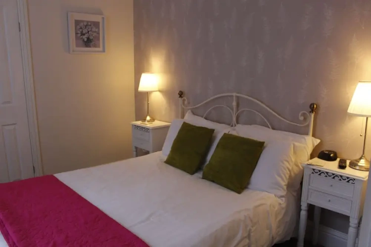 Standard Double Basement room