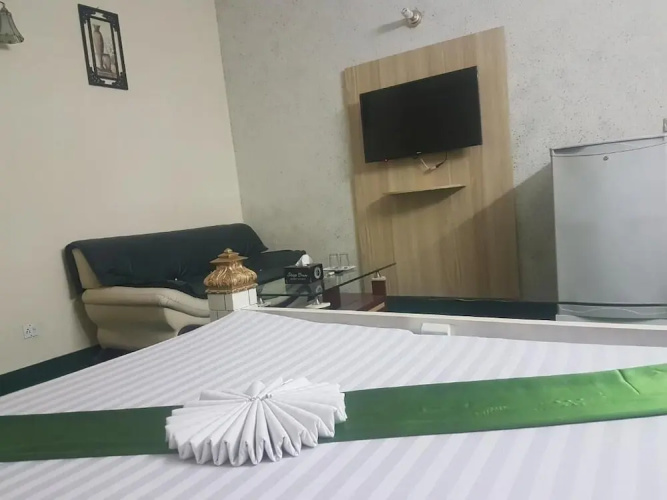 Step Inn Guest House