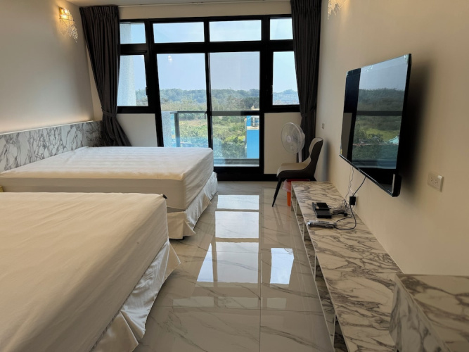 L.L Hotel