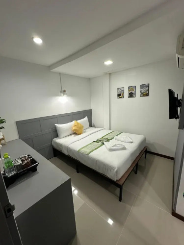 LimeTree Loft Guesthouse