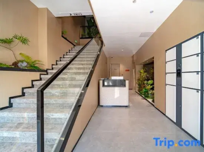 Lisi Future B&B (Far East International Plaza Branch)