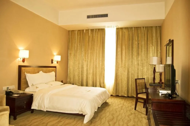 Hibernian Hotel
