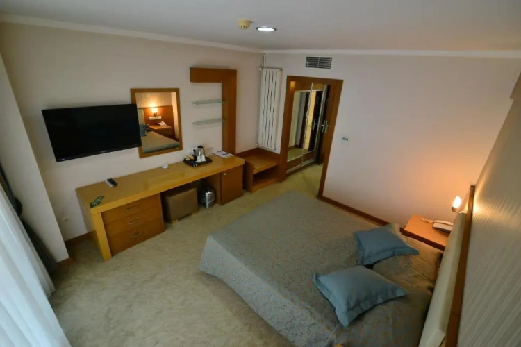 1 Bedroom Double Suite
