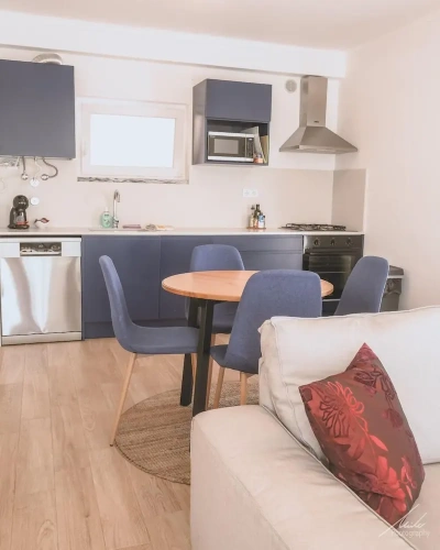 2 Bedrooms Apartment oceanfront