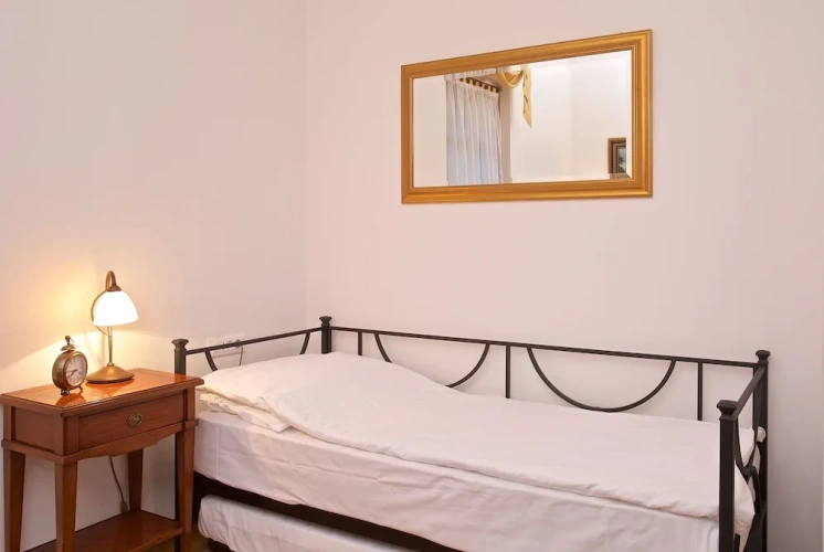 2 Bedrooms Suite with balcony