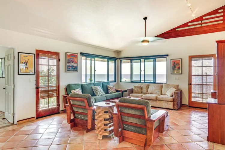 Ocean-view Bungalow: Walk to Pebbles Beach!