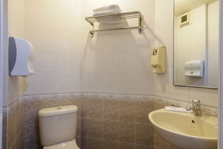 Nicoll Hotel