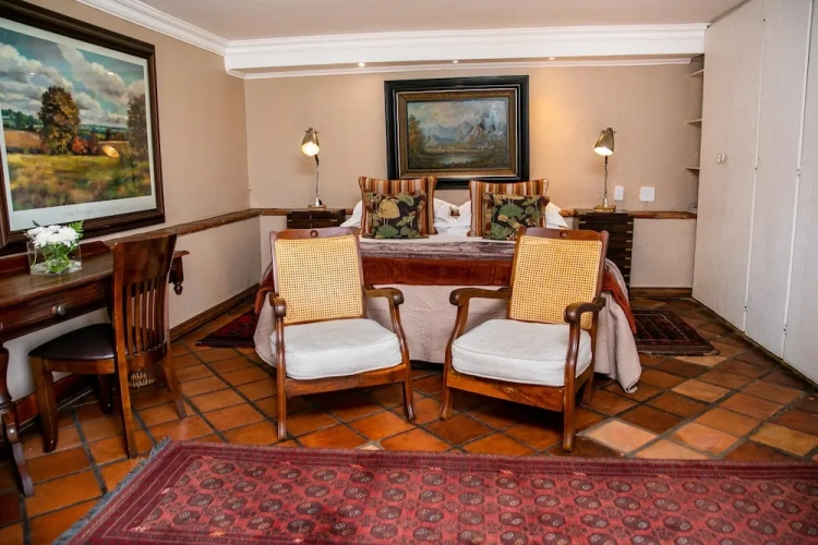 Luxury Suite