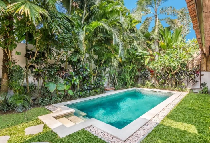 2 Bedrooms Villa