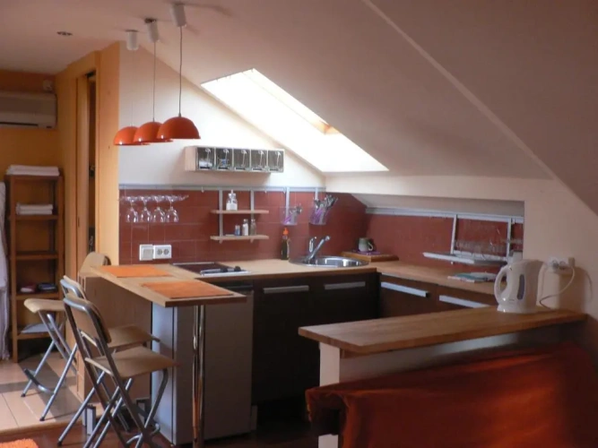 1 Bedroom Apartment