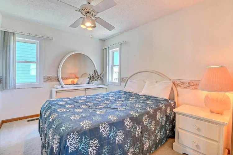 5018 - Mike`s Beach House