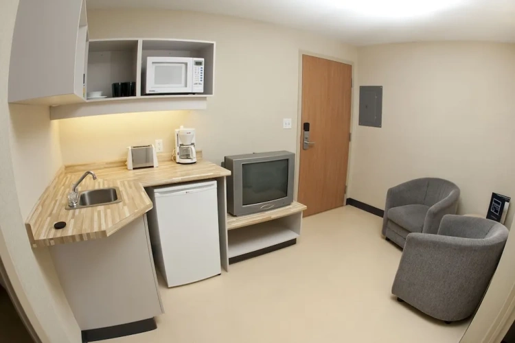 2 Bedrooms Suite