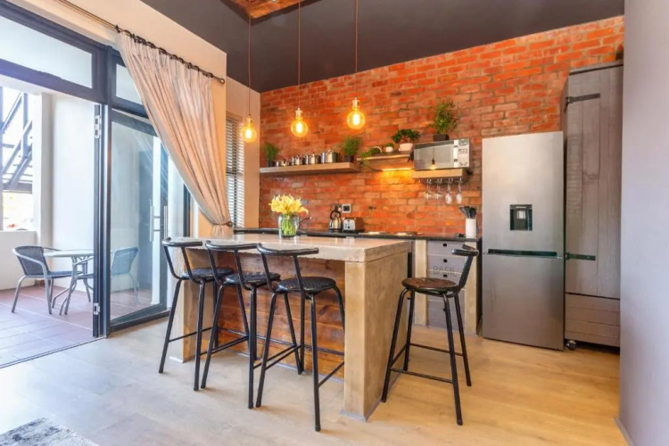 10 Oyster Walk
