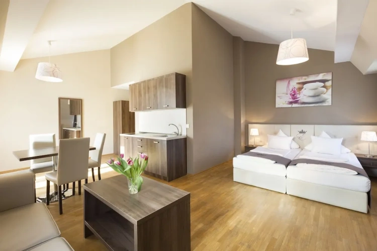 1 Bedroom Studio