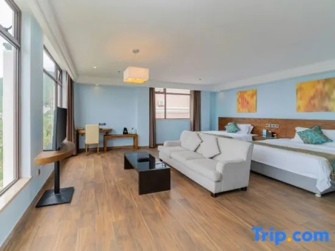 Family Suite with sea view