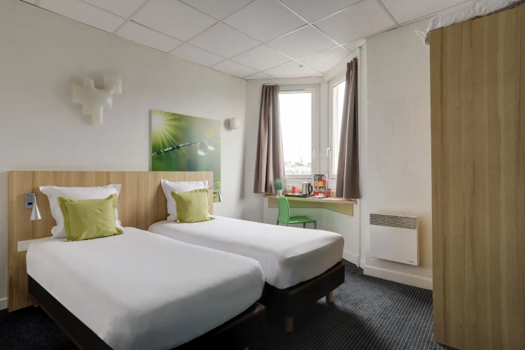 Twin room
