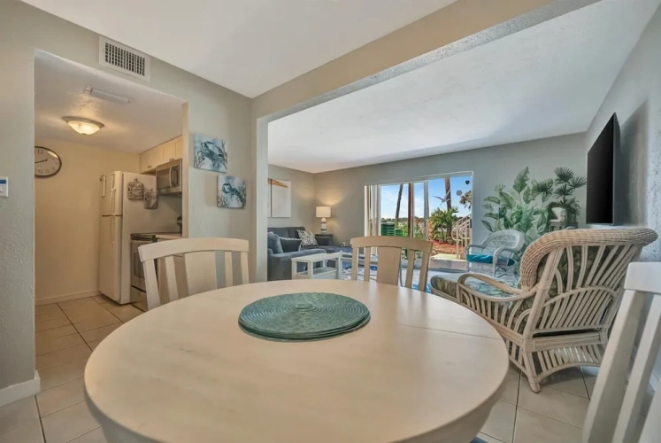 1 Bedroom Comfort room