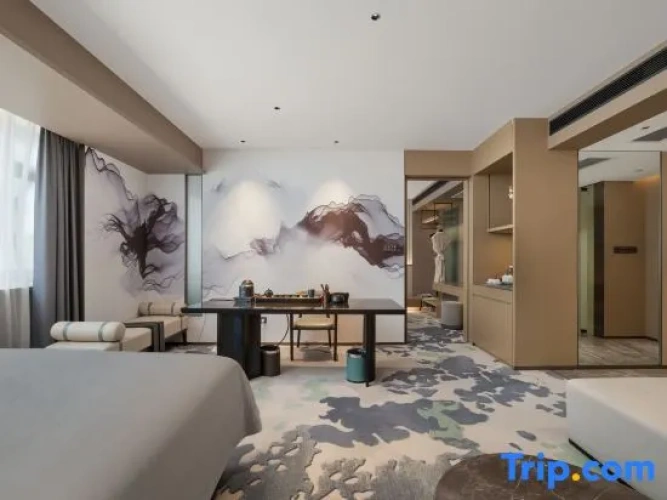 1 Bedroom Suite