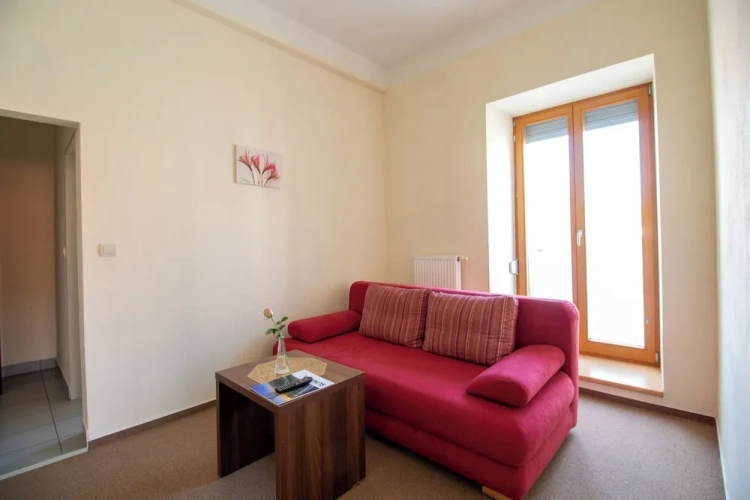 Economy Suite