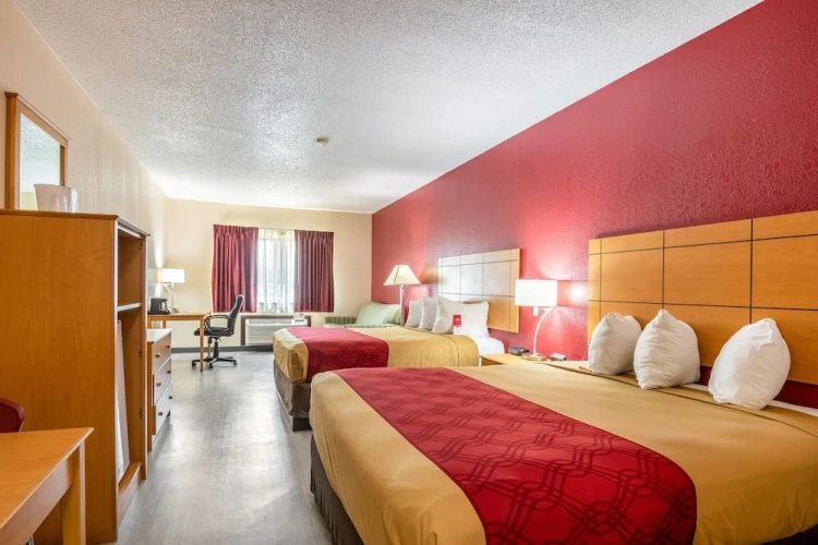 Standard Quadruple room