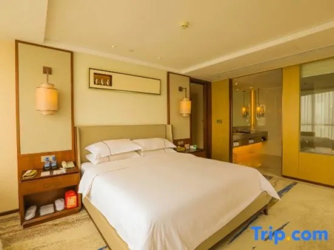 Suite with river view