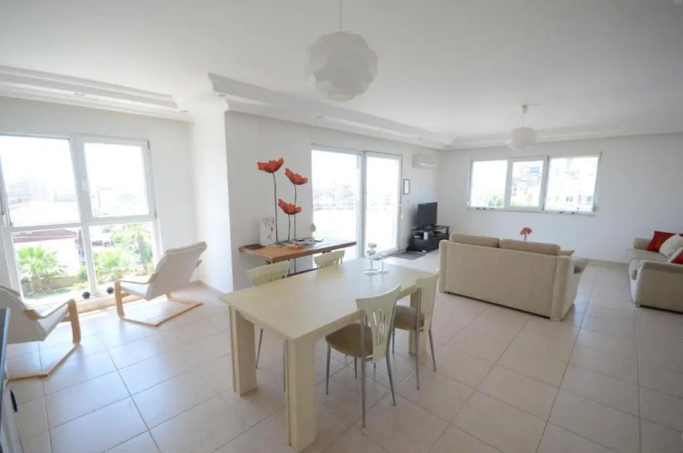 Galaxy 3 Apartment