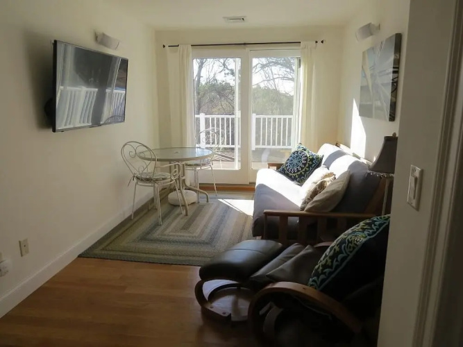 26 Whiteleys Way - Four Bedroom House