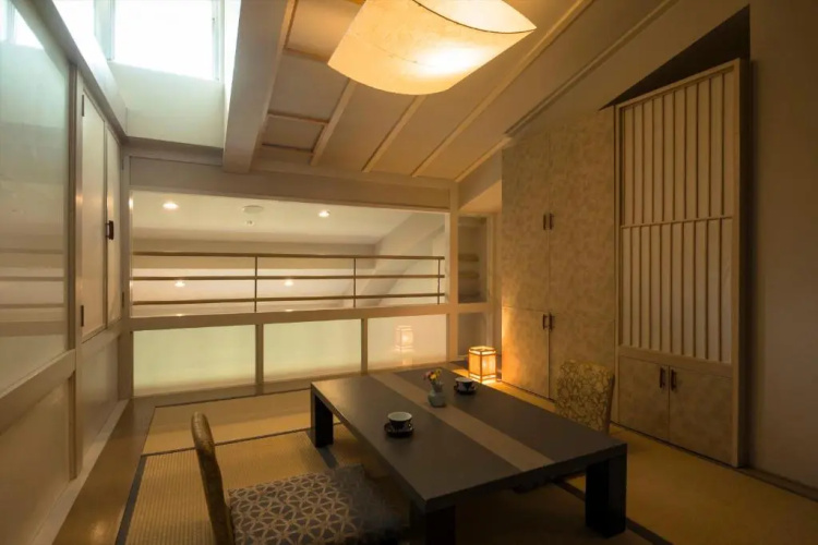 Hotel Lucent Takamiya