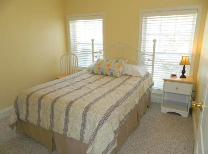 Delaware Avenue 16B