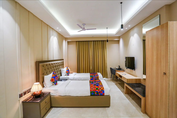 Fabhotel Infinity Stay Ii