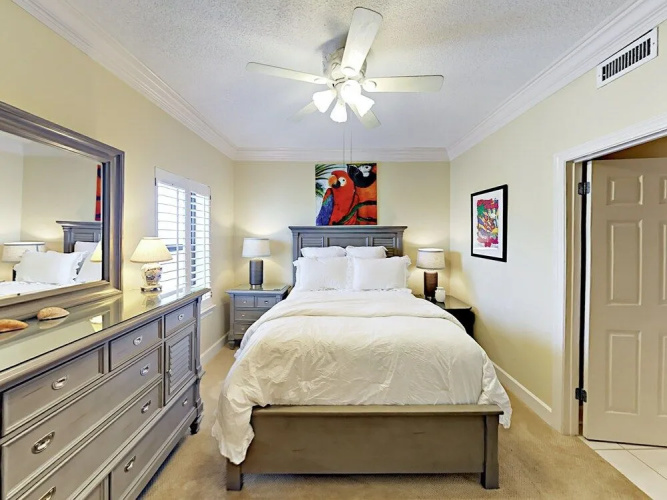 Phoenix VI Condominiums #1515 - 3 Br condo by RedAwning