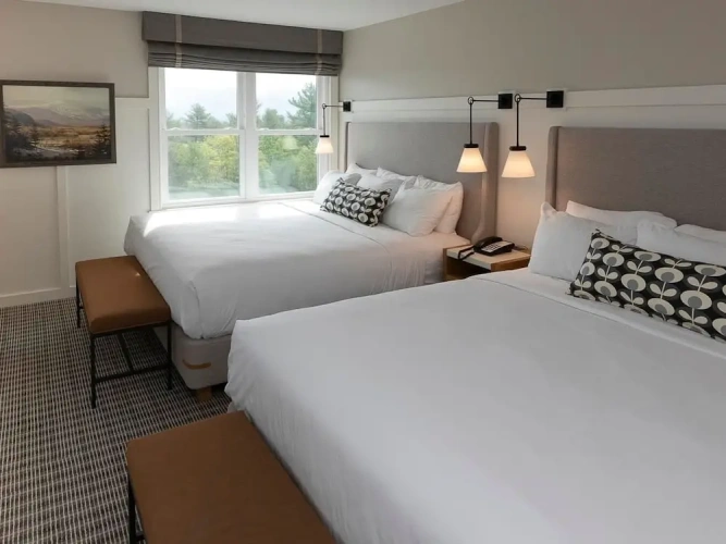 Deluxe Quadruple Suite