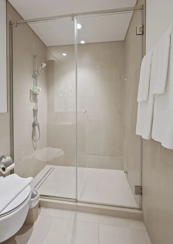 Urban Glam 1 BR in Surf 2-Creek Beach