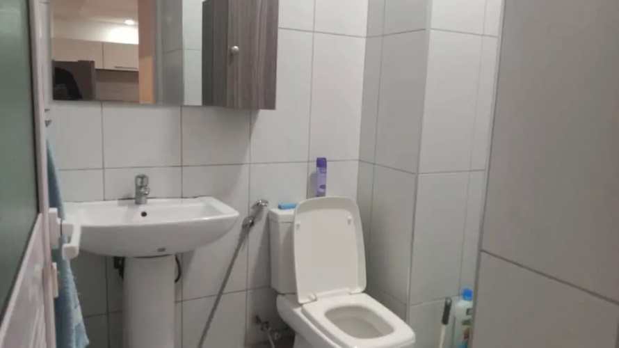 2 Bedroom Apartment With 2 Pools