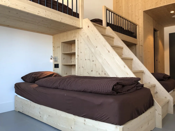 CATRINA Hostel