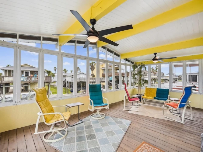 2 Bedrooms Cottage with balcony