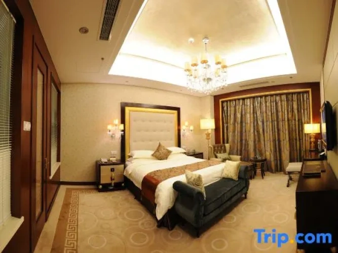 Deluxe Double Suite