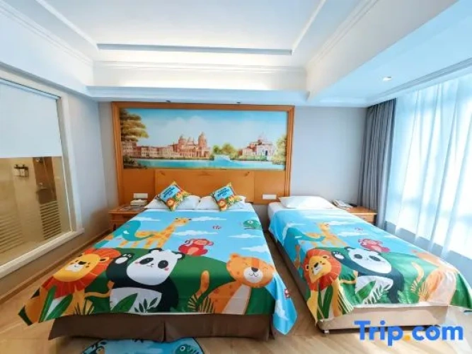 Standard Twin Family room
