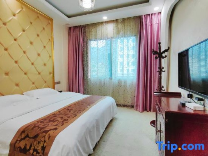 Deluxe Double Suite