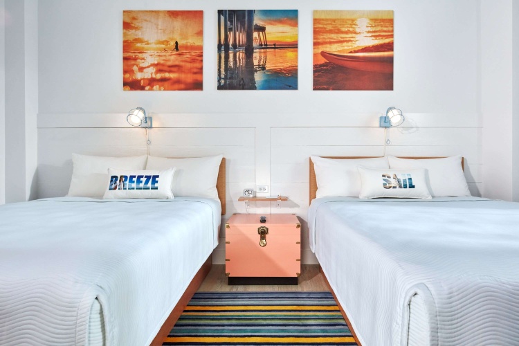 Universal's Endless Summer Resort - Dockside Inn & Suites photo 6
