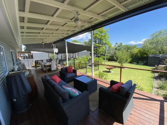 3 Bedrooms Cottage