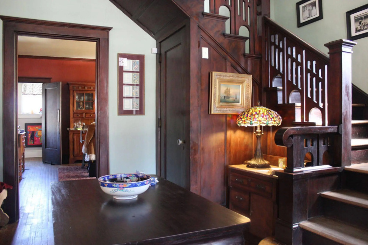 Marble Hill Inn