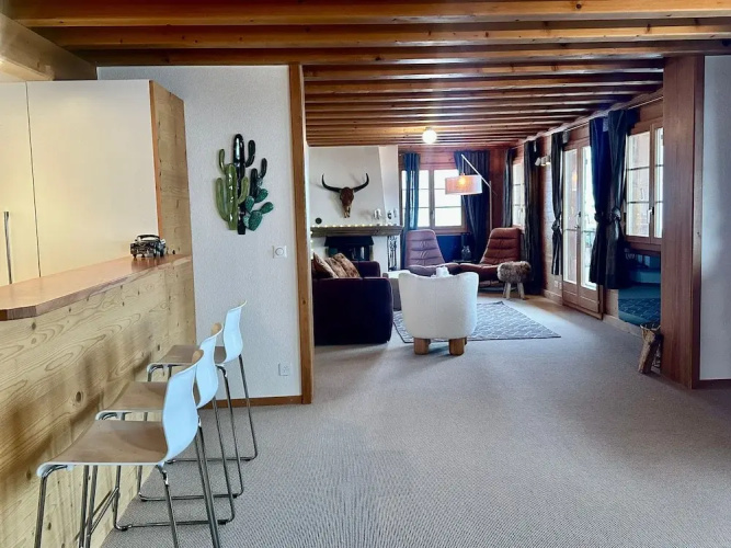 Modern 3 Br Duplex With Huge Panoramic Alps Views
