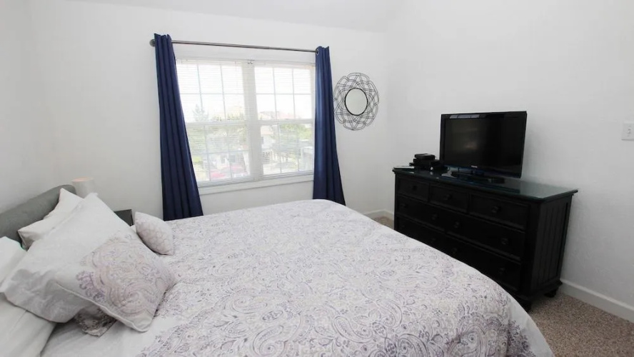Amore - 6 Br Home