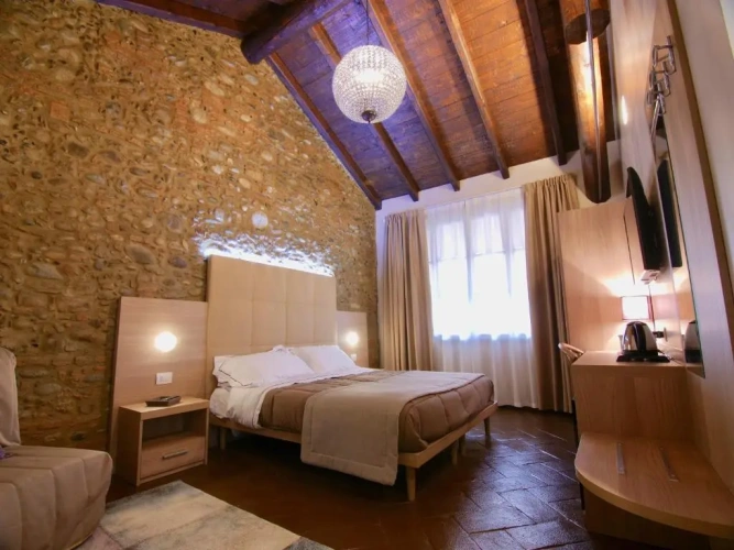 Deluxe Triple room
